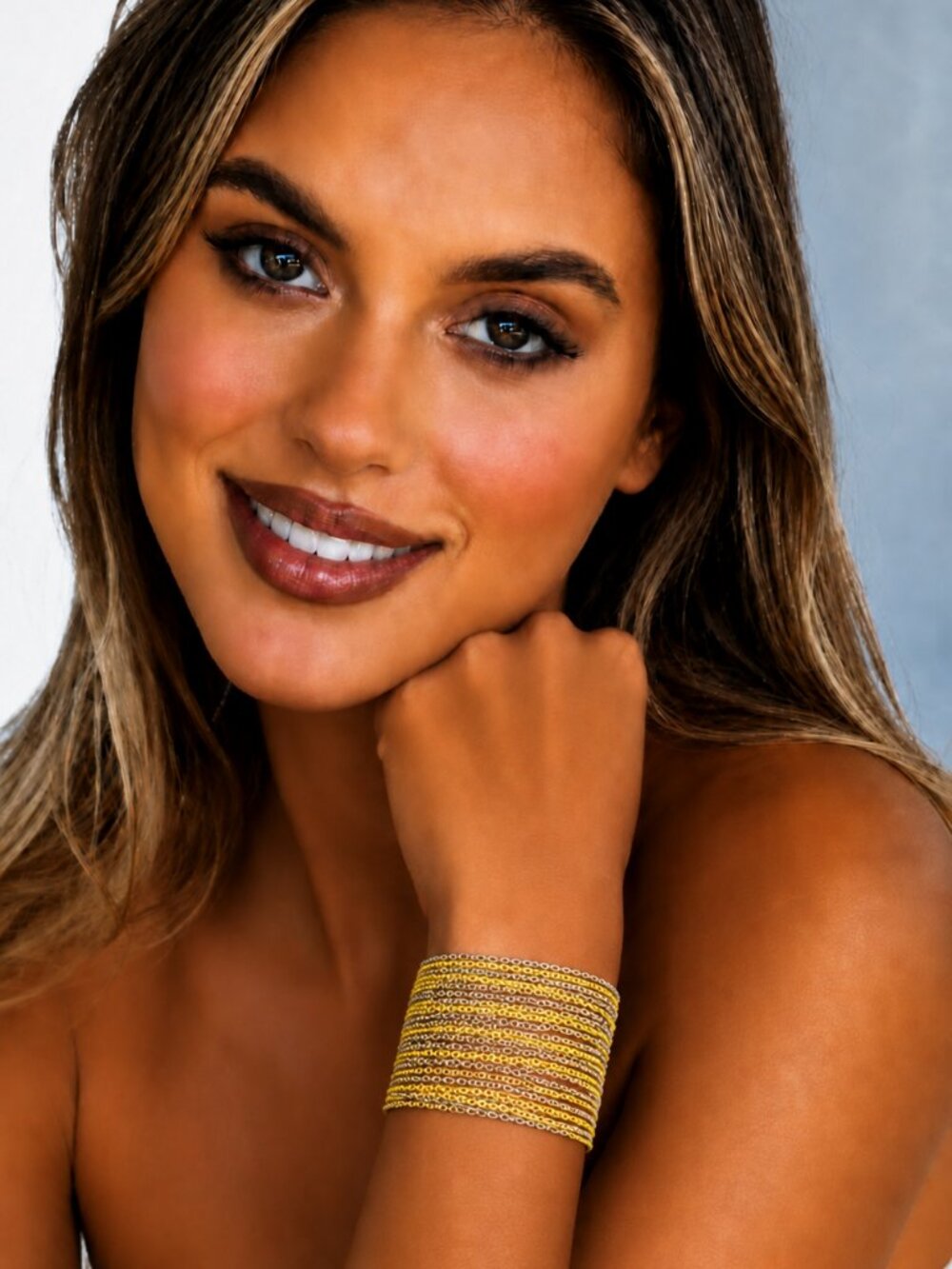 Gold & Yellow Chain Bracelet with Magnetic Clasp